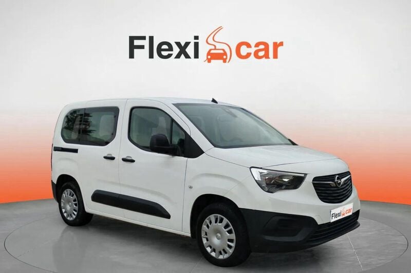 Blanco Usado 2020 Opel Combo Expression Monovolumen | 12.490 € (Precio justo) - Imagen 1/4