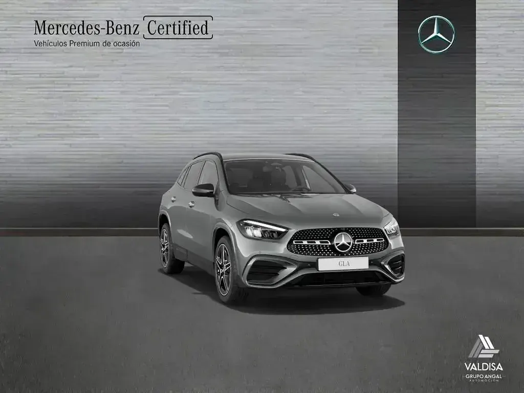 Usado Mercedes GLA250 218 CV (160 kW) 2025 Gris montaña SUV