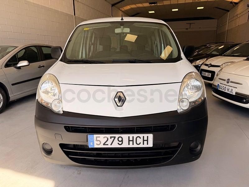 Usado Renault Kangoo Expression 90 CV (66 kW) 2011 Blanco Monovolumen