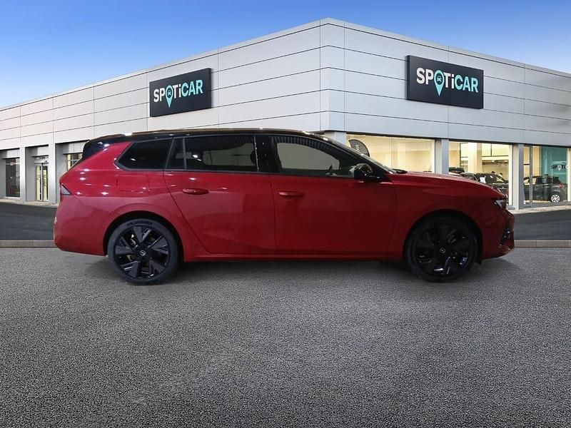 Usado Opel Astra 114 kW (156 CV) 2024 Rojo Familiar