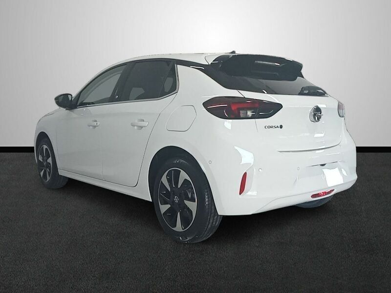 Usado Opel Corsa-e Elegance 100 kW (136 CV) 2023 Blanco Utilitario
