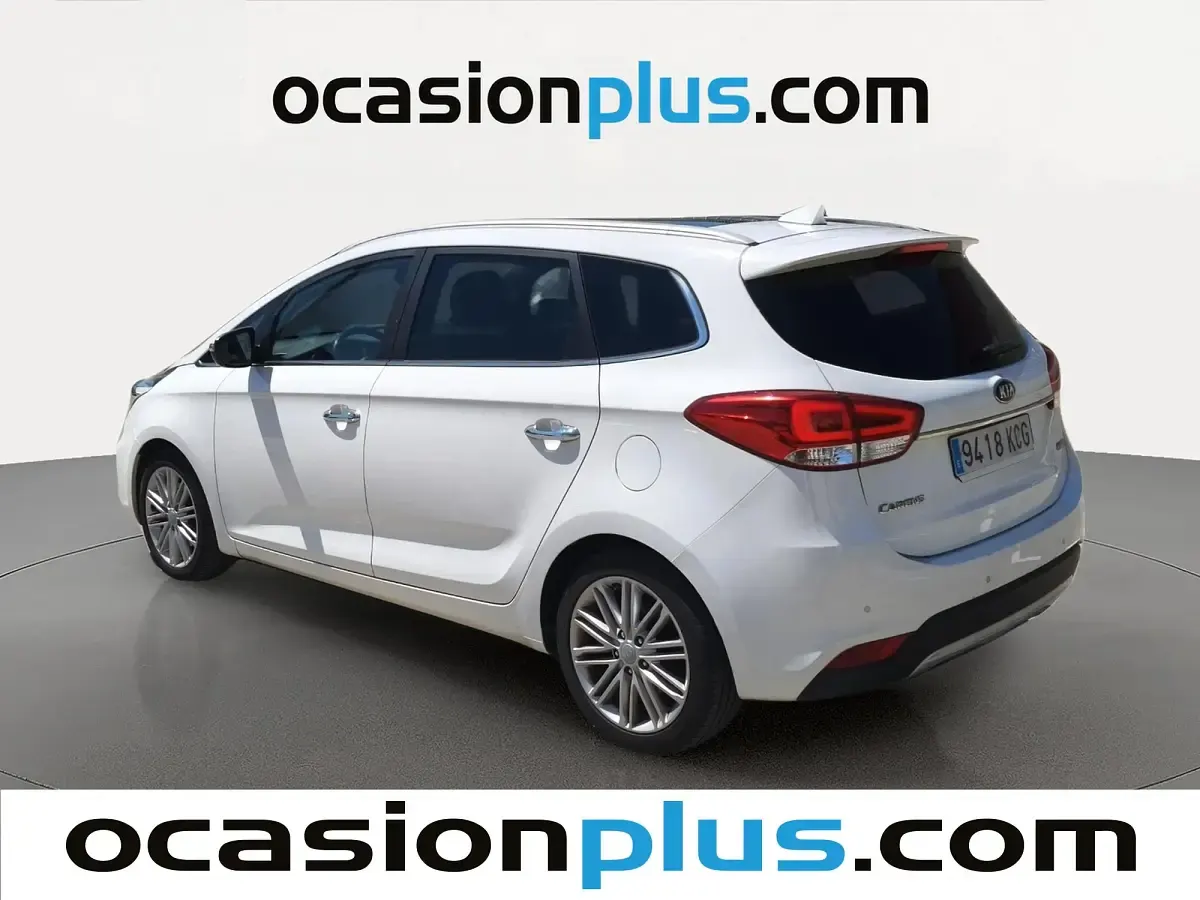 Usado Kia Carens 115 CV (84 kW) 2017 Blanco Monovolumen