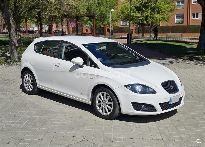 Usado Seat Leon Copa 105 CV (77 kW) 2012 Blanco Berlina