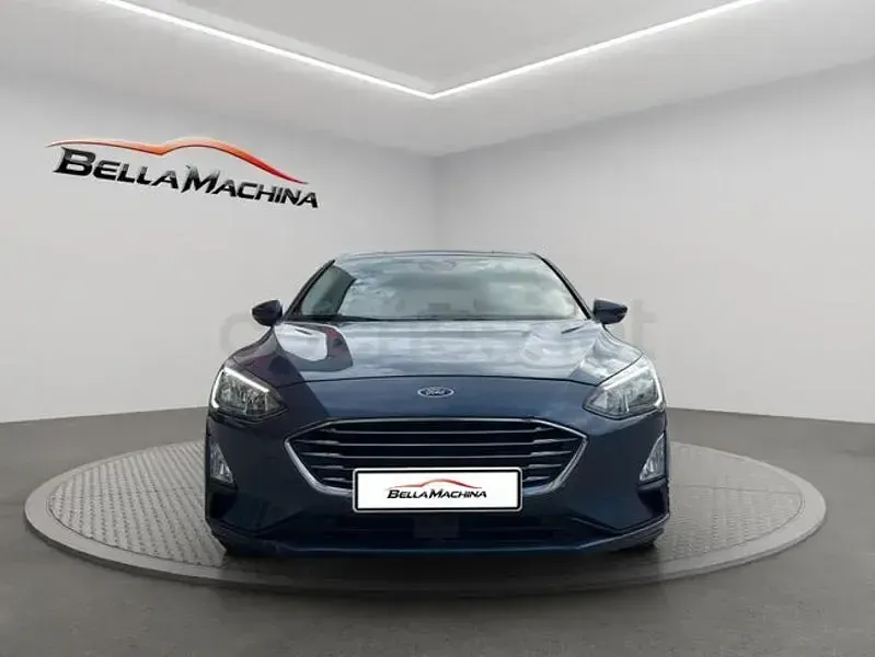 Usado Ford Focus Titanium 120 CV (88 kW) 2020 Negro Berlina