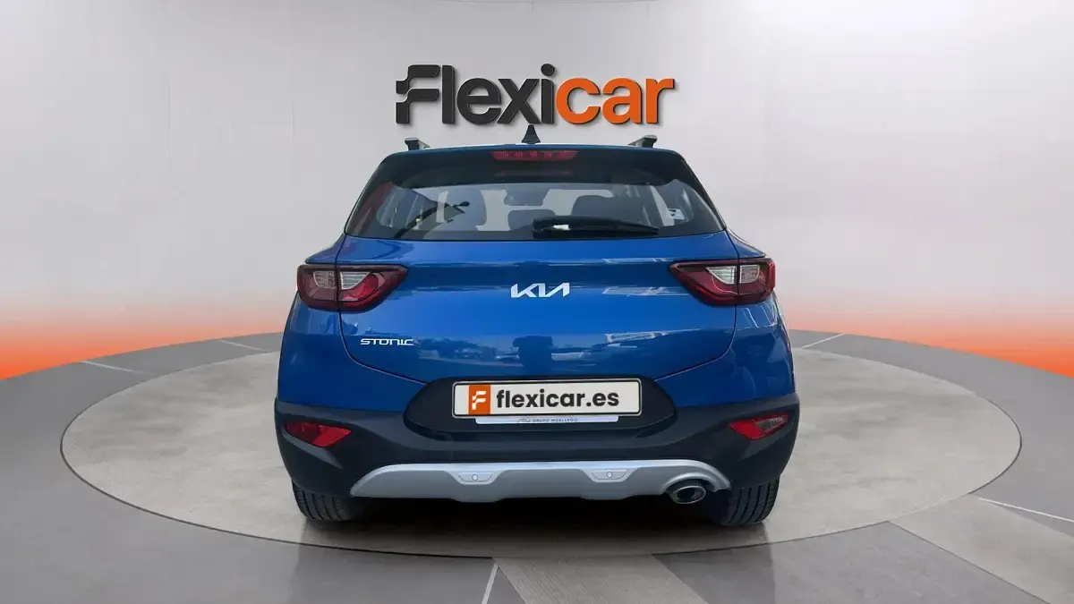 Usado Kia Stonic 79 CV (58 kW) 2025 Azul SUV