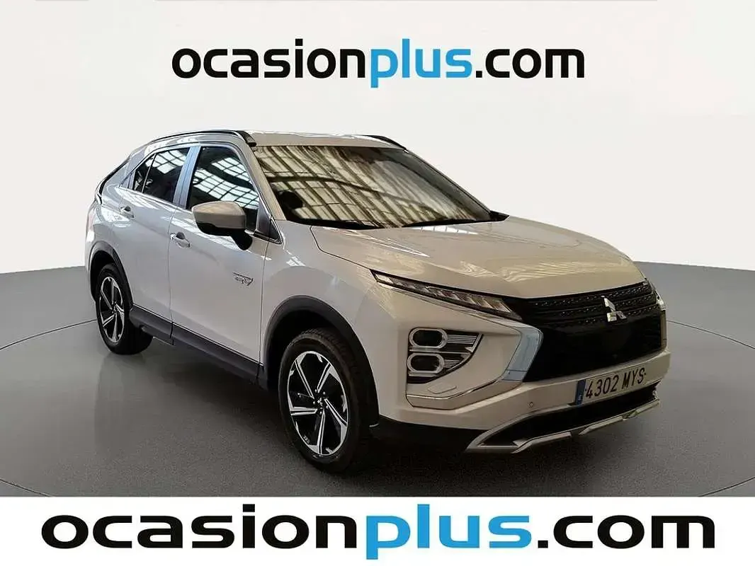 Usado Mitsubishi Eclipse Cross 188 CV (138 kW) 2025 Blanco SUV