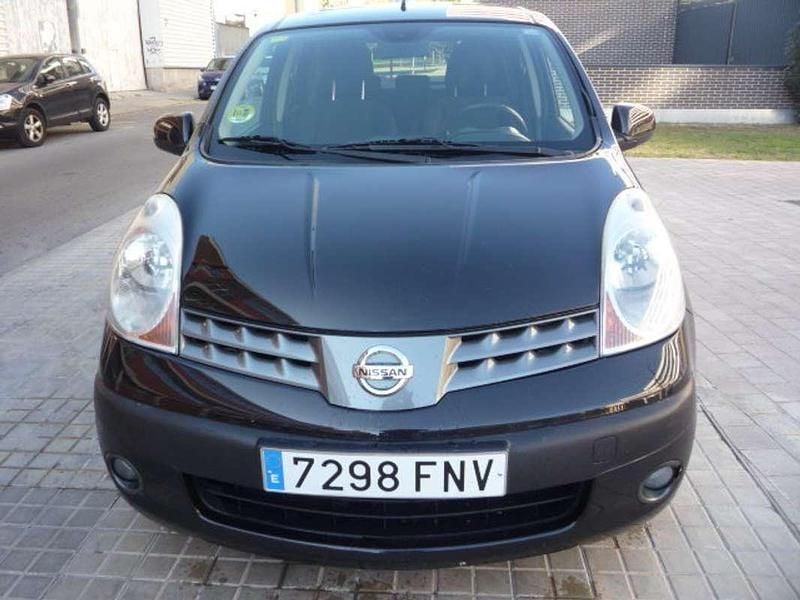 Usado Nissan Note Visia 86 CV (63 kW) 2007 Negro Monovolumen