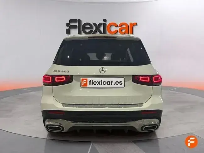 Usado Mercedes GLB200 163 CV (119 kW) 2021 Blanco SUV