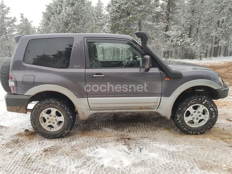 Usado Mitsubishi Montero 194 CV (142 kW) 2000 Gris / plata SUV