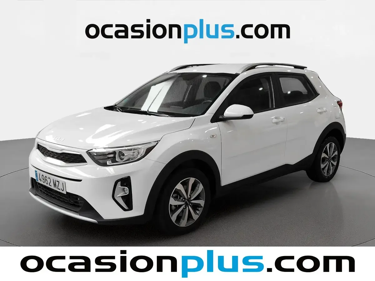 Usado Kia Stonic 101 CV (74 kW) 2025 Blanco SUV