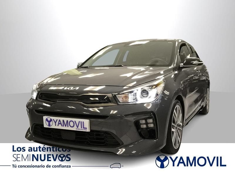 Usado Kia Rio GT-Line 120 CV (88 kW) 2023 Gris