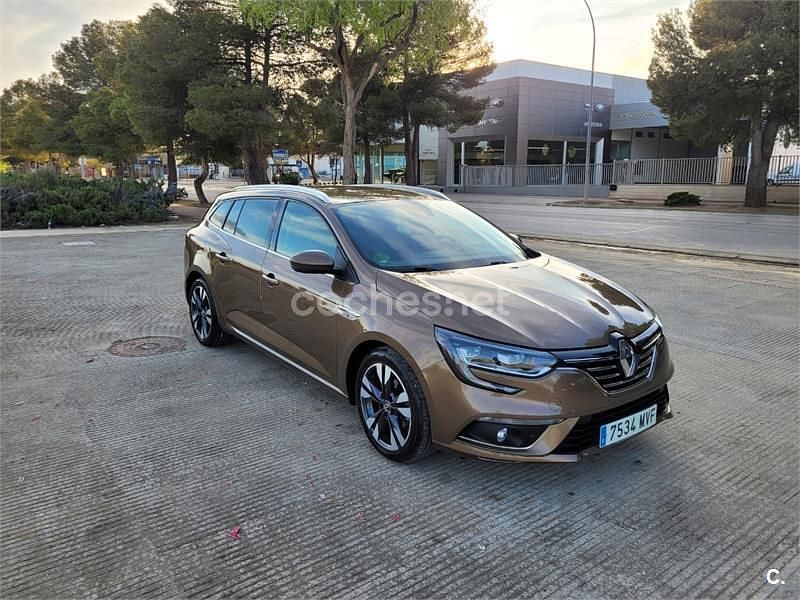 Marrón Usado 2019 Renault Mégane GrandTour Business Familiar | 13.500 € (Precio justo) - Imagen 1/4