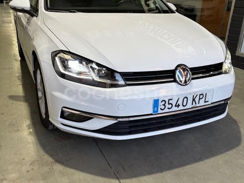 Usado VW Golf VII Business 115 CV (84 kW) 2019 Blanco Berlina