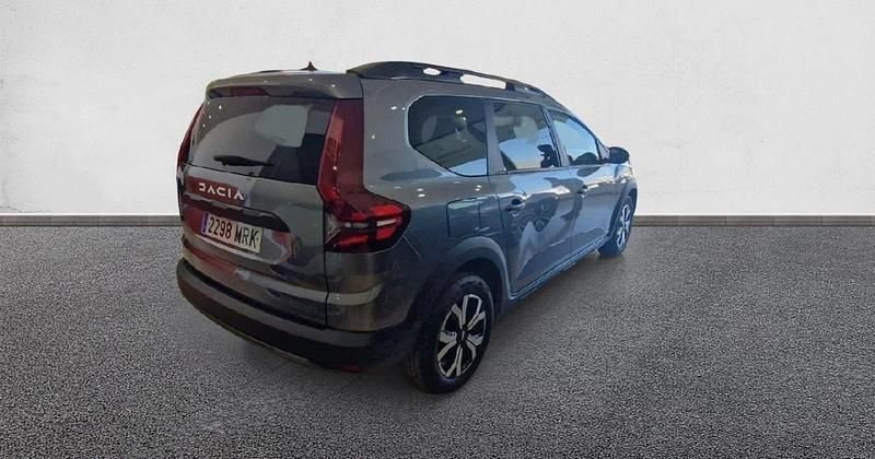 Usado Dacia Jogger Expression 110 CV (80 kW) 2024 Monovolumen
