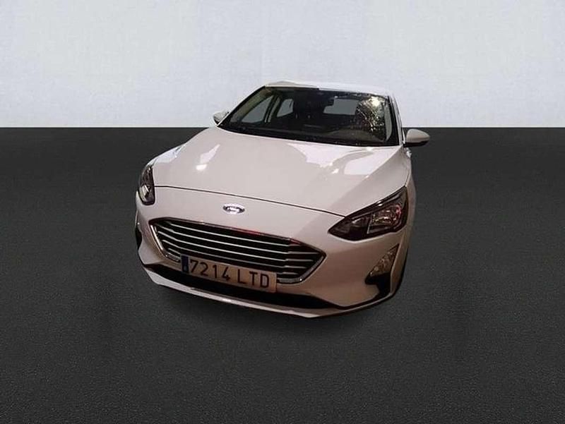 Usado Ford Focus Trend+ 125 CV (91 kW) 2021 Blanco Utilitario