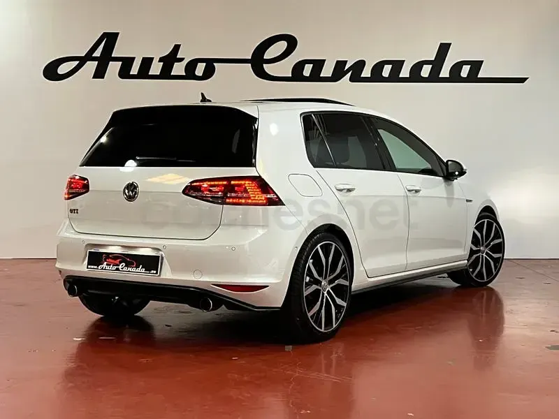 Usado VW Golf VII GTI 230 CV (169 kW) 2016 Blanco Berlina