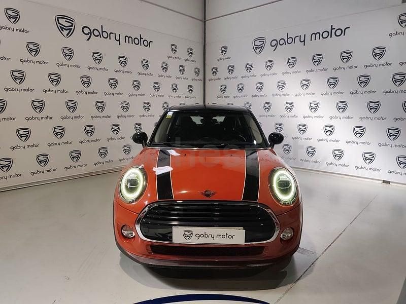 Usado Mini Cooper 136 CV (100 kW) 2018 Naranja Utilitario