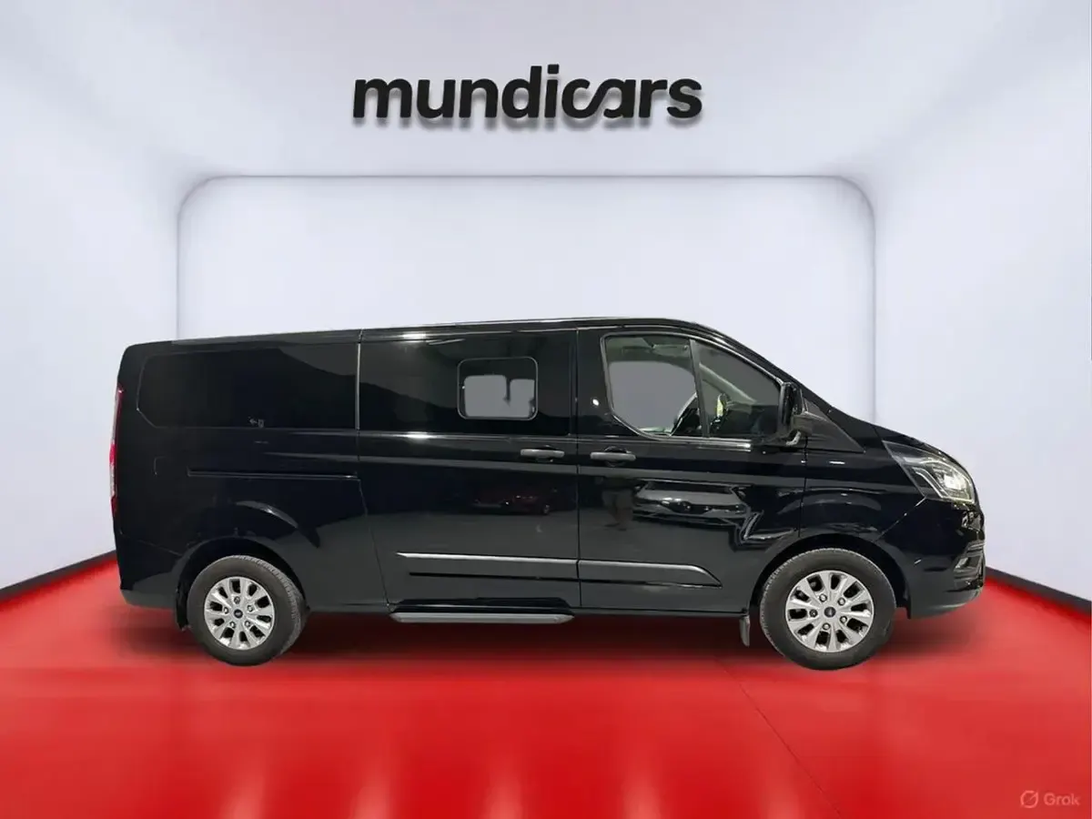 Usado Ford Transit Custom Sport 170 CV (125 kW) 2018 Negro Familiar