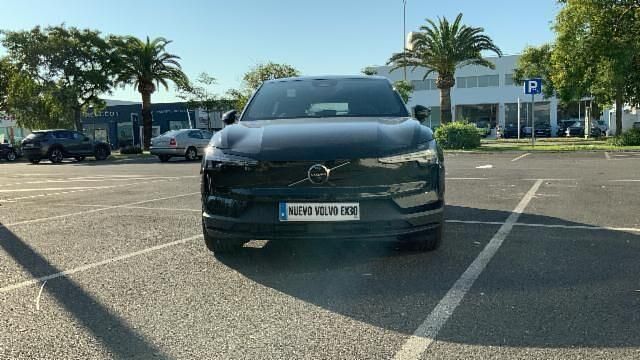 Usado Volvo EX30 Ultra 200 kW (272 CV) 2023 Negro SUV