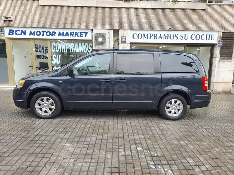 Usado Chrysler Grand Voyager Touring 163 CV (119 kW) 2009 Negro Monovolumen