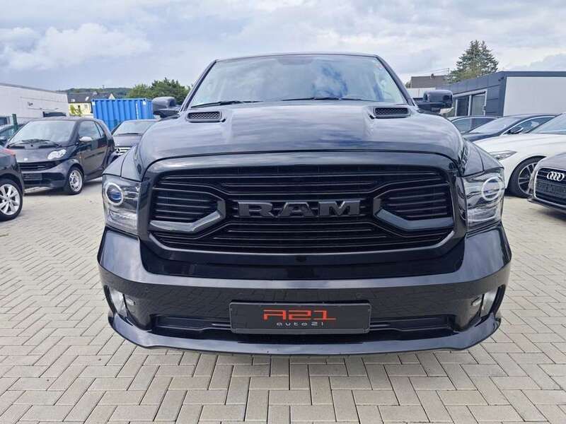Usado Dodge Ram 401 CV (294 kW) 2018 Negro Pickup/Camioneta