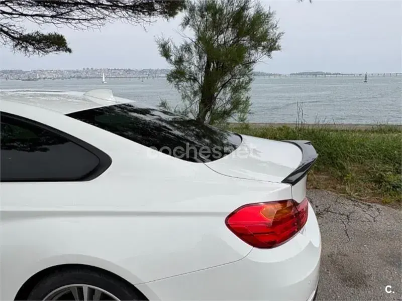 Usado BMW 420 Coupé Sport Line 184 CV (135 kW) 2017 Blanco Coupe