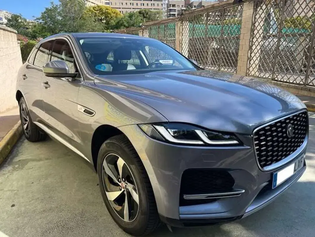 Usado Jaguar F-Pace S 404 CV (297 kW) 2022 Gris SUV