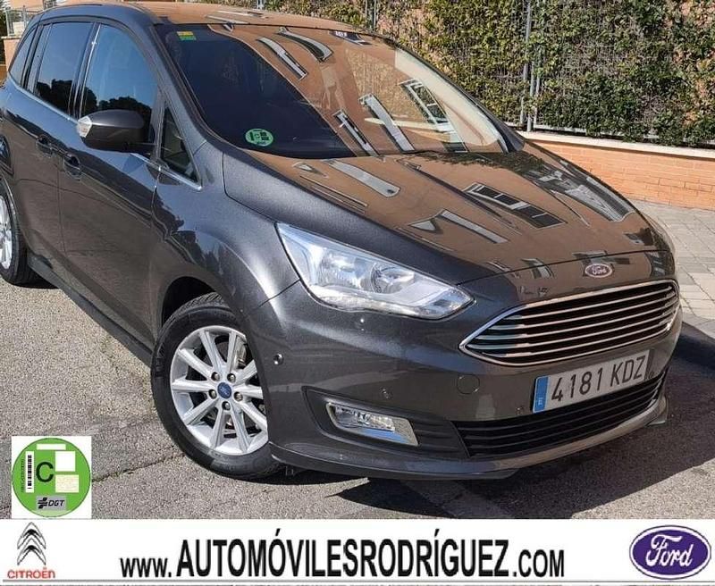 Usado Ford Grand C-Max Titanium 150 CV (110 kW) 2017 Gris Monovolumen