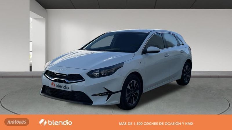 Blanco Usado 2025 Kia Ceed Utilitario | 20.990 € (Precio justo) - Imagen 1/4