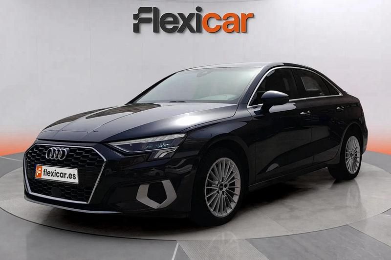 Usado Audi A3 Attraction 116 CV (85 kW) 2020 Gris Berlina