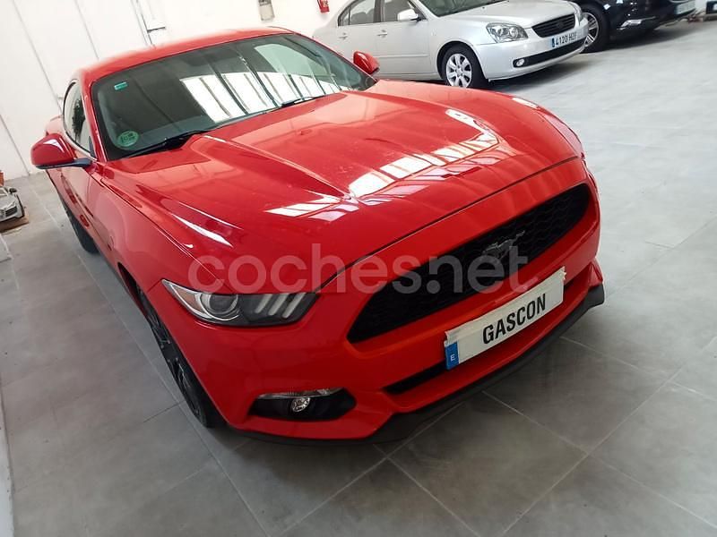 Rojo Usado 2017 Ford Mustang Fastback Coupe | 39.000 € (Caro) - Imagen 1/4