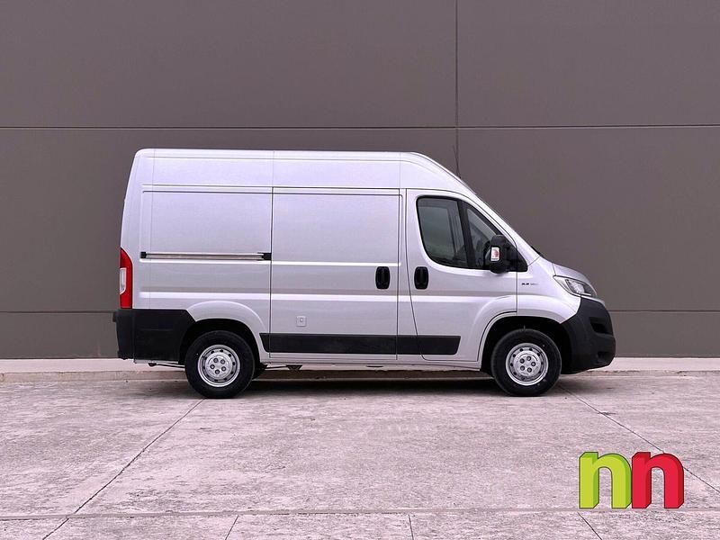 Usado Fiat Ducato 150 CV (110 kW) 2019 Gris Van