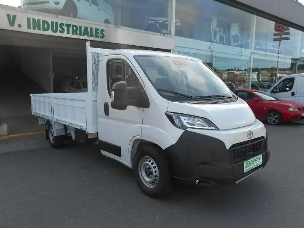 Nuevo Toyota Proace 140 CV (102 kW) 2026 Blanco Monovolumen