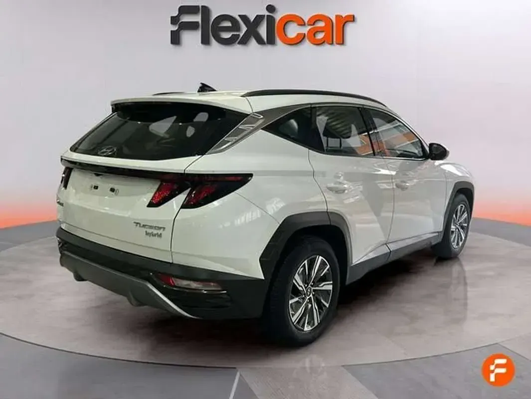 Begagnad Hyundai Tucson 150 HK (110 kW) 2021 Vit SUV