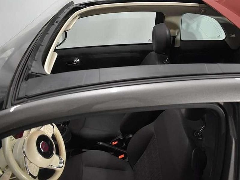 Usado Fiat 500 Dolcevita 71 CV (52 kW) 2023 Gris Descapotable