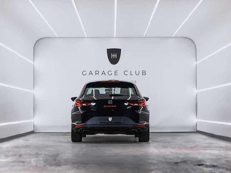 Käytetty Seat Leon CUPRA 280 HP (205 kW) 2015 Musta Viistoperä