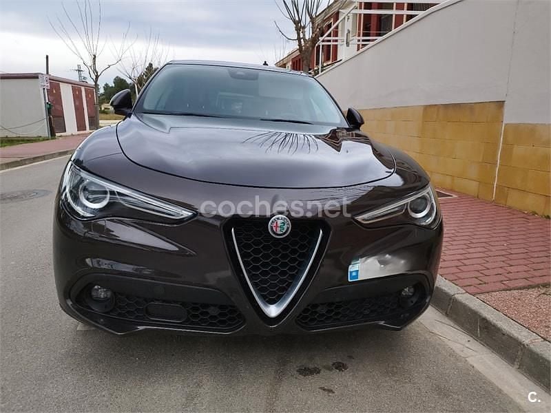 Marrón Usado 2020 Alfa Romeo Stelvio Executive SUV | 21.000 € (Precio justo) - Imagen 1/4