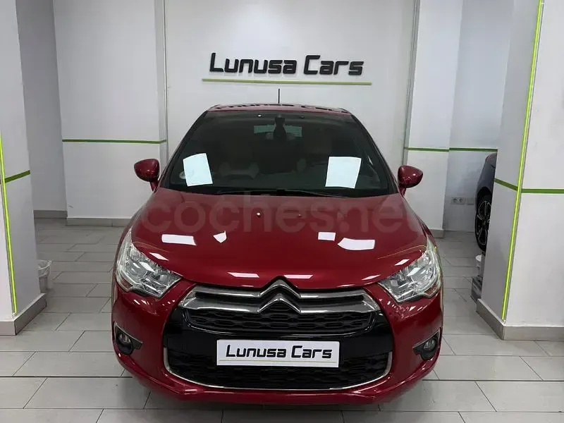 Usado DS Automobiles DS4 Style 114 CV (83 kW) 2015 Granate Berlina