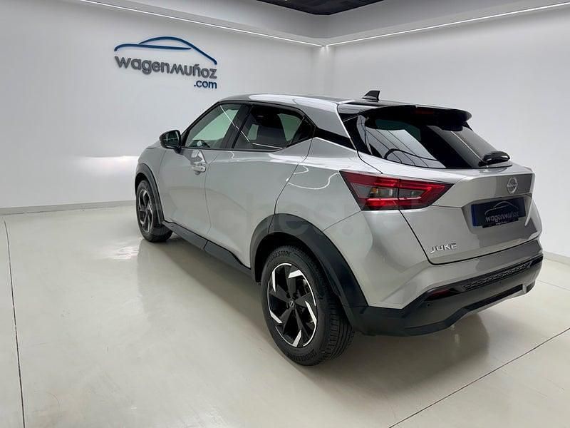 Usado Nissan Juke N-Connecta 114 CV (83 kW) 2023 Gris / plata SUV