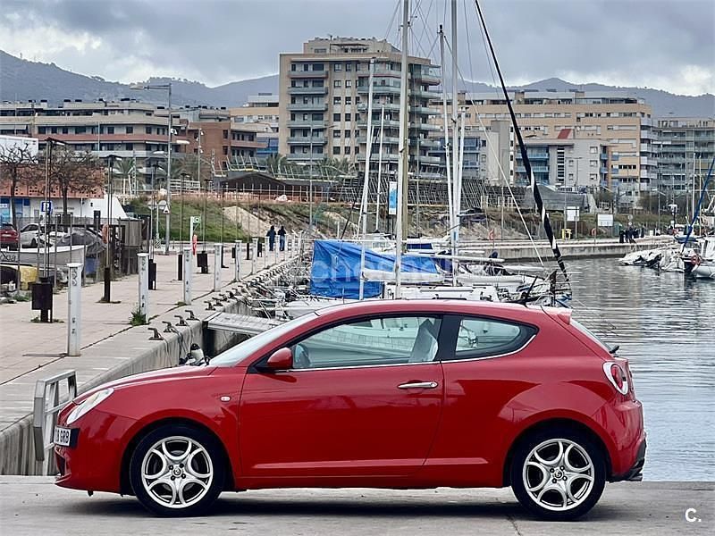 Usado Alfa Romeo MiTo Progression 120 CV (88 kW) 2009 Rojo Utilitario