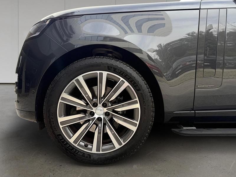 Usado Land Rover Range Rover Autobiography 351 CV (258 kW) 2025 Capathian grey SUV