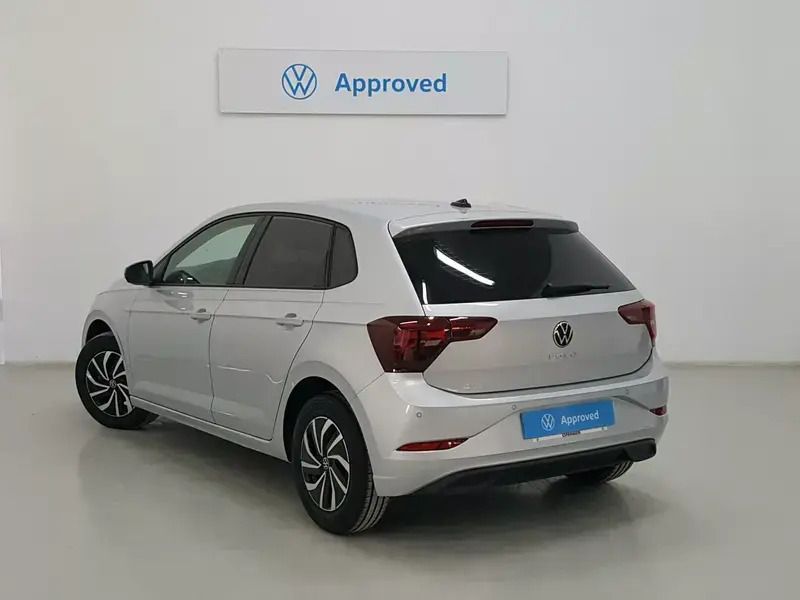 Usado VW Polo Life 95 CV (69 kW) 2024 Utilitario