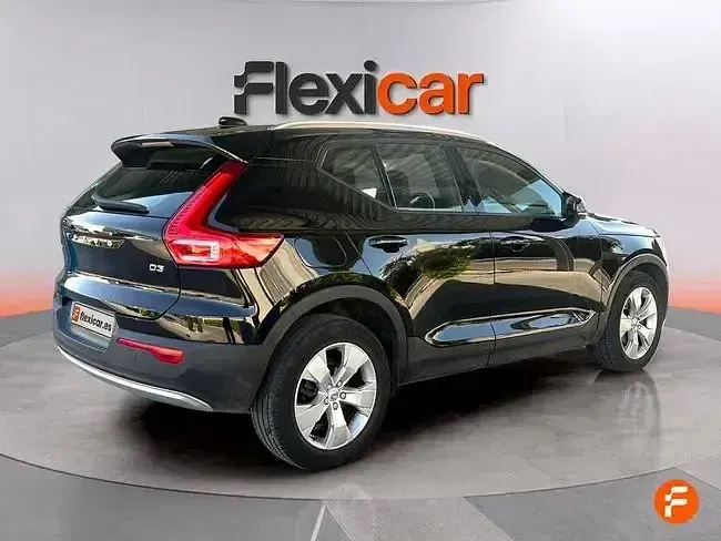 Usado Volvo XC40 150 CV (110 kW) 2020 Negro SUV