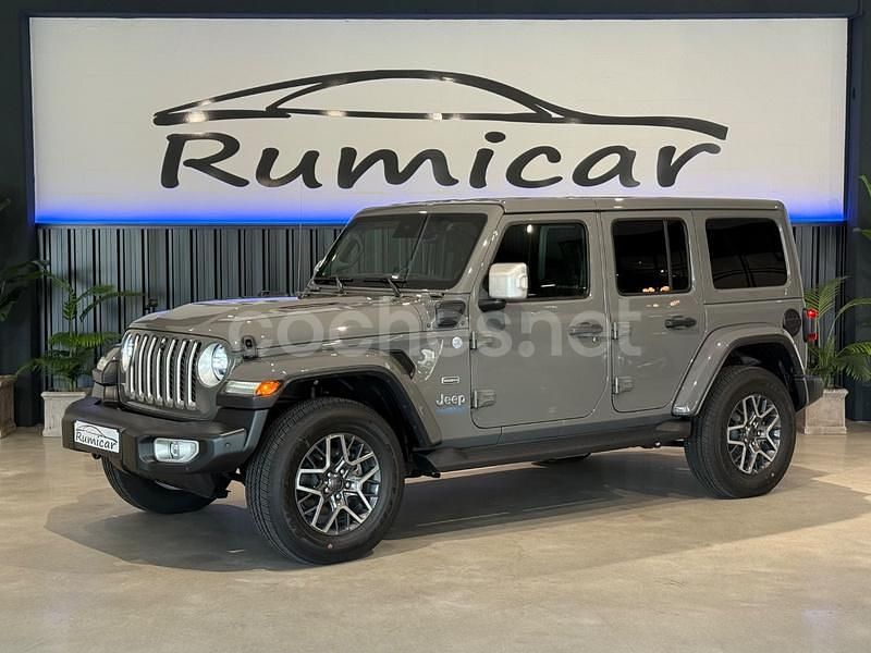 Gris / plata Usado 2023 Jeep Wrangler Sahara SUV | 69.900 € (Caro) - Imagen 1/4