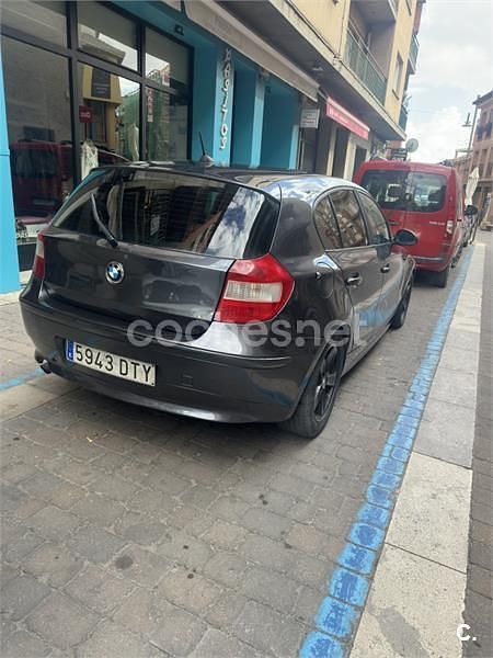 Usado BMW 116 115 CV (84 kW) 2005 Negro Utilitario