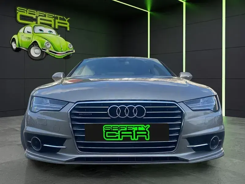 Usado Audi A7 Sportback S-Line 272 HP (200 kW) 2015 Bege Citadino
