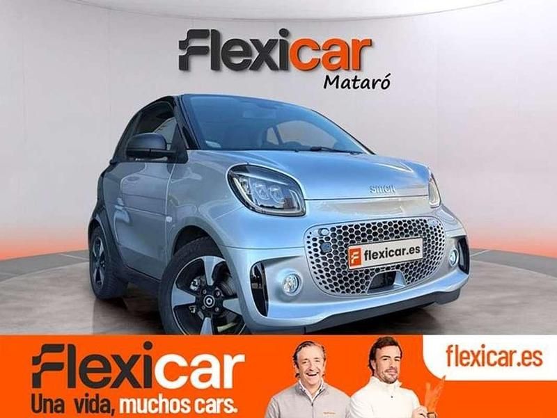 Gris Usado 2023 Smart ForTwo Coupé Coupe | 15.790 € (Un poco caro) - Imagen 1/4