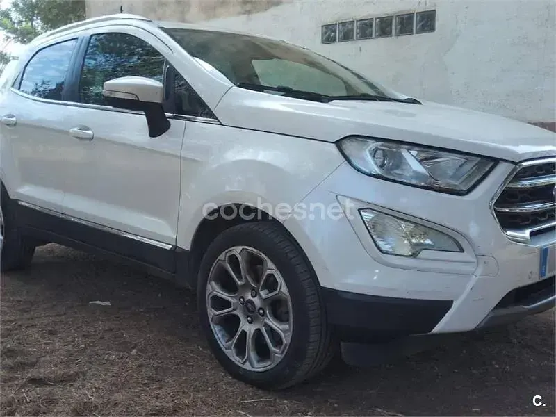 Usado Ford Ecosport Titanium 125 CV (91 kW) 2018 Blanco SUV