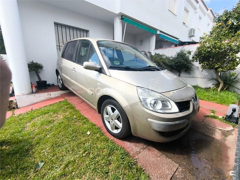 Usado Renault Scénic II Dynamique 85 CV (62 kW) 2007 Beige Monovolumen