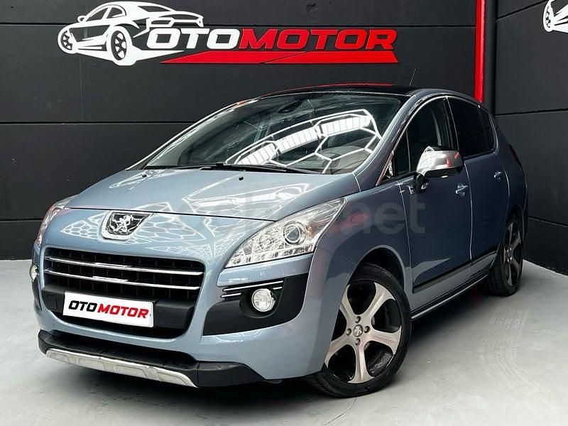 Usado Peugeot 3008 200 CV (147 kW) 2013 Azul Familiar